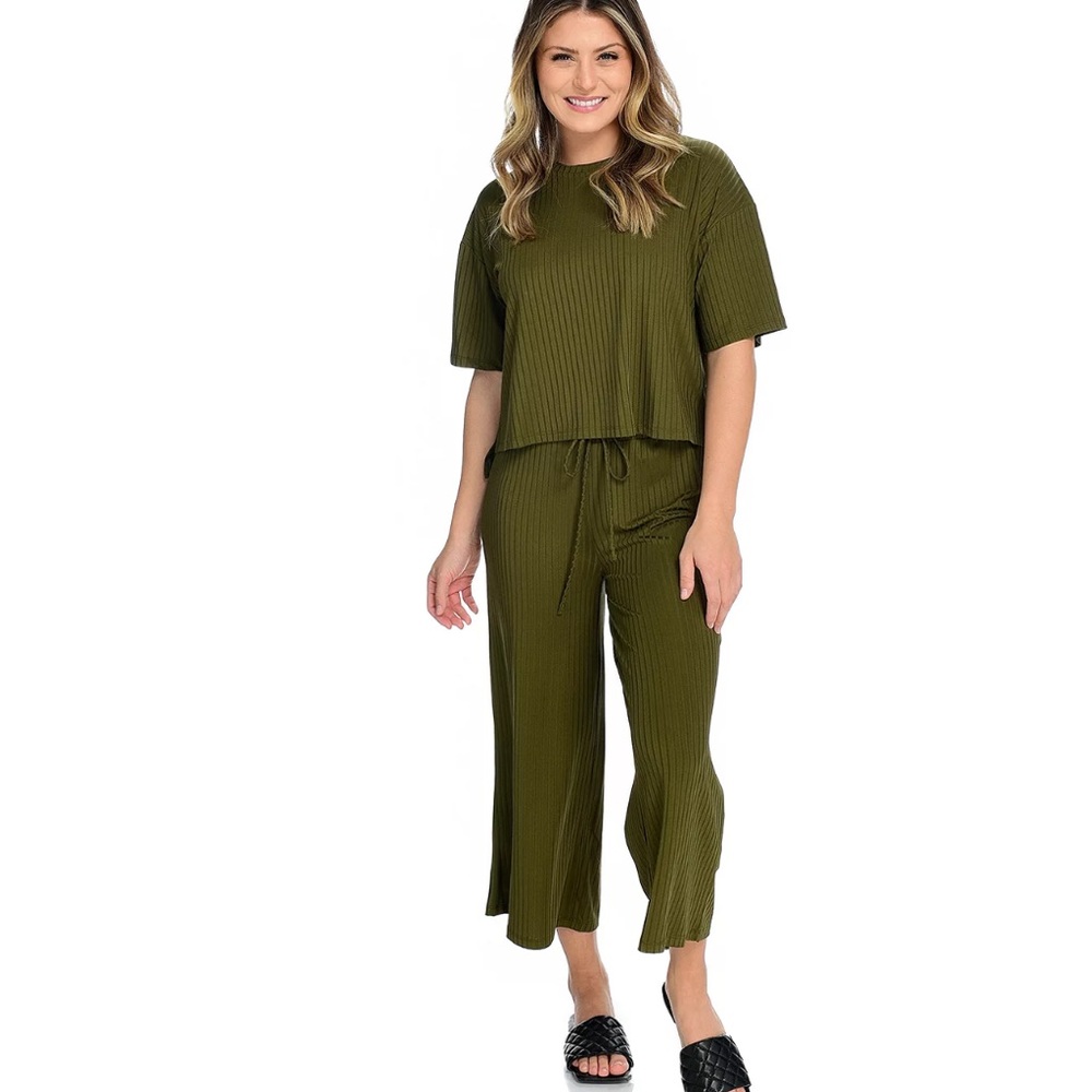Women’s Mod X Olive‎ Green Knit Wide Leg Cropped Pants